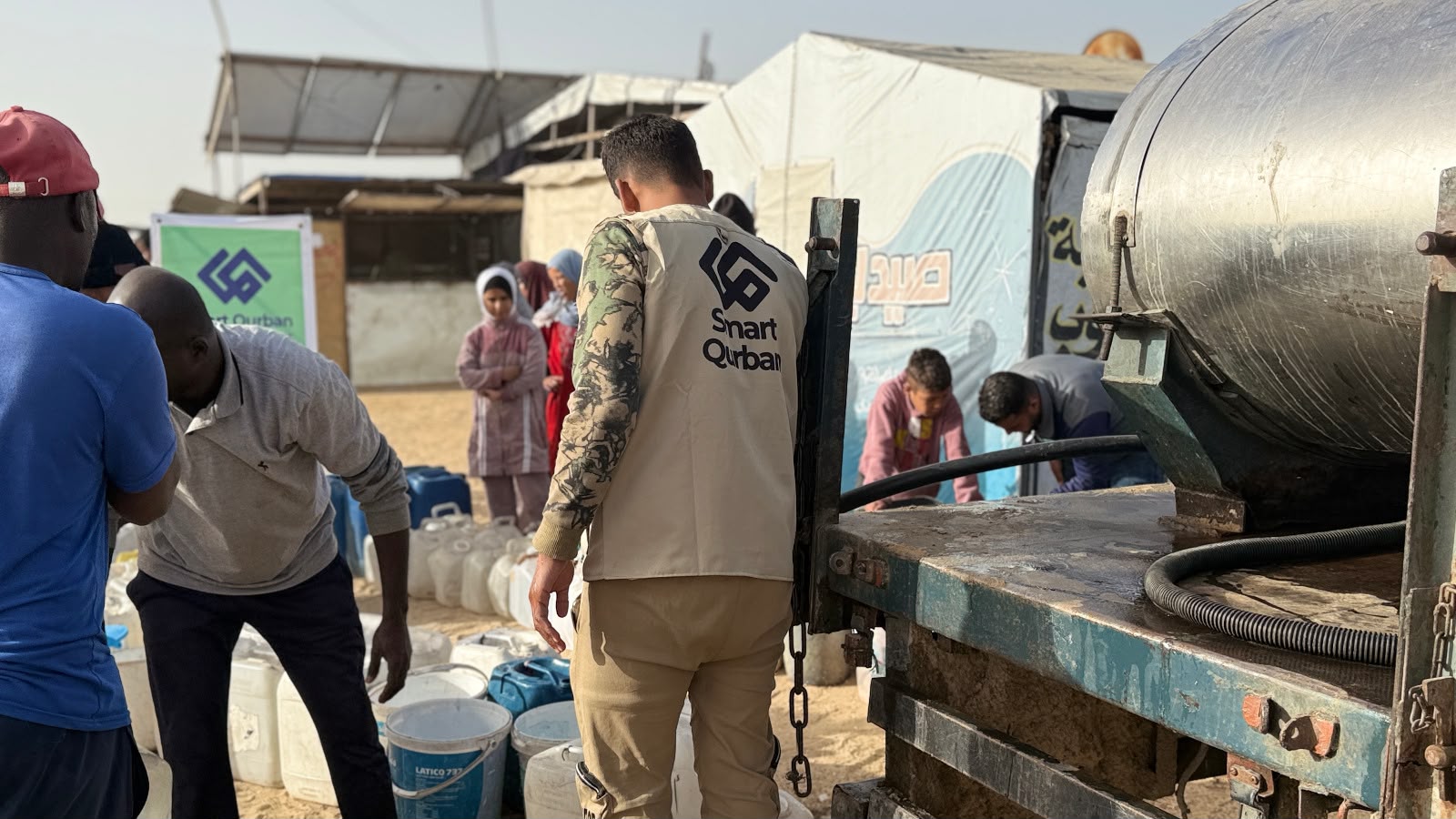 Sponsor a 1000-Litre Water Tank for Palestine or Yemen